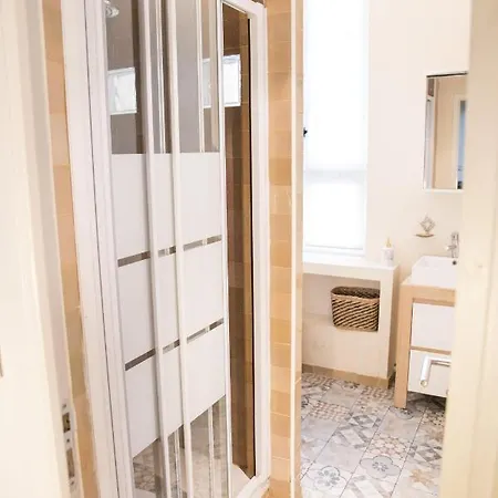 Loft En Plein Coeur Du Marais Dans Un Particulier *