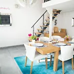 Loft En Plein Coeur Du Marais Dans Un Hotel Particulier